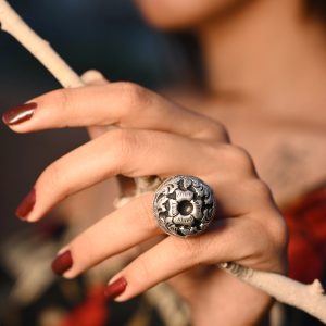 Anaya Tribal Arrow Ring
