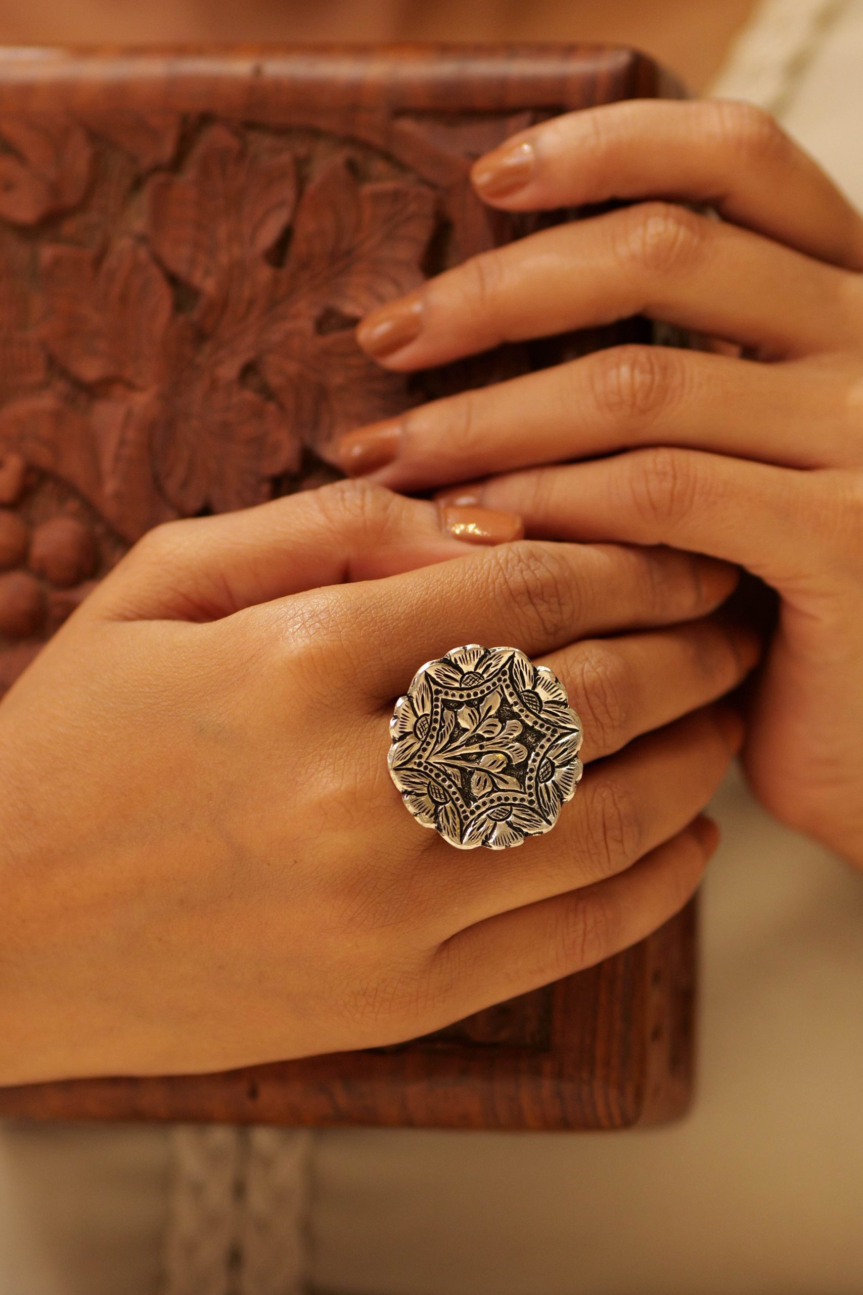 Anokhi Floral Chitai Statement Ring - Image 4