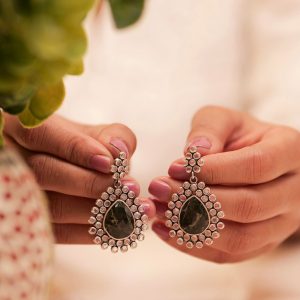 Midnight Luster Twinkling Drop Earring