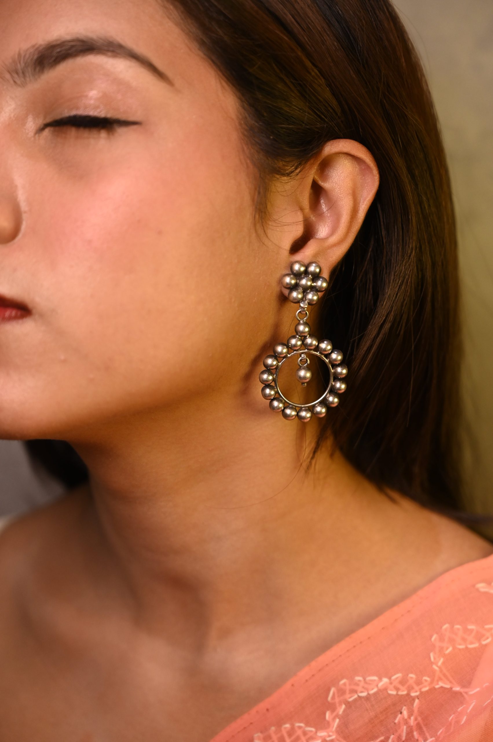 Anokhi Flower Beads Earring - Image 2