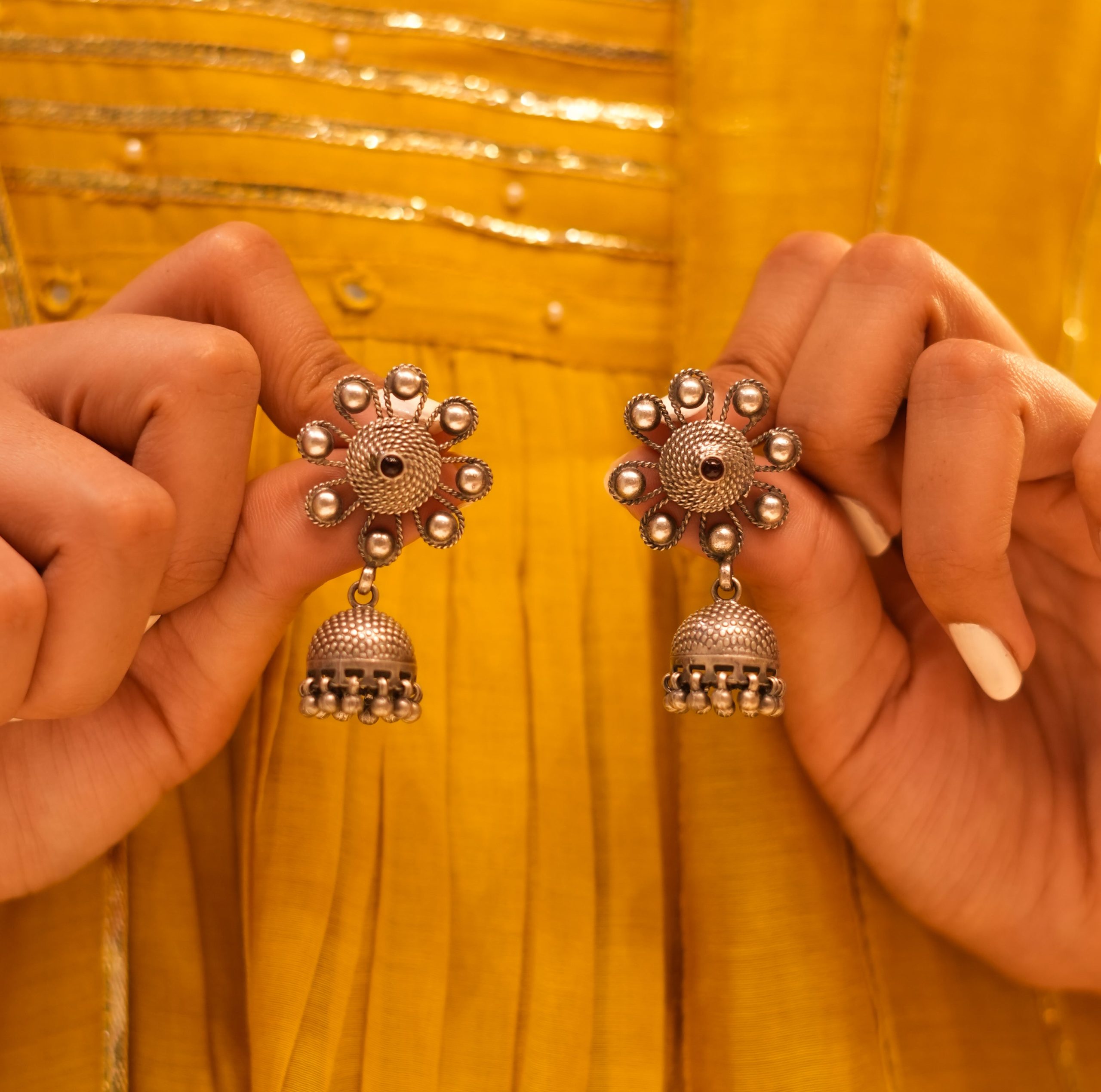 Anokhi Textured Floral Jhumka - Image 4
